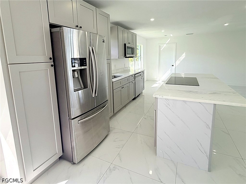 3615 Country Club Blvd - Photo 3 of 17
