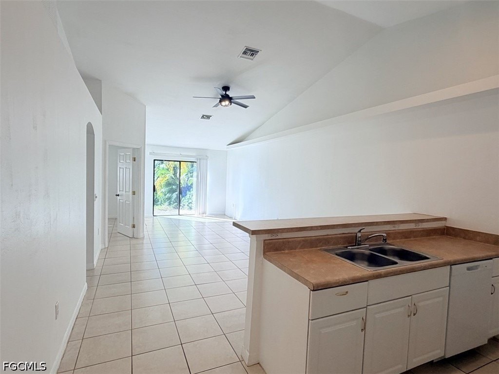 318 Sw 47th Ter #320 - Photo 3 of 13