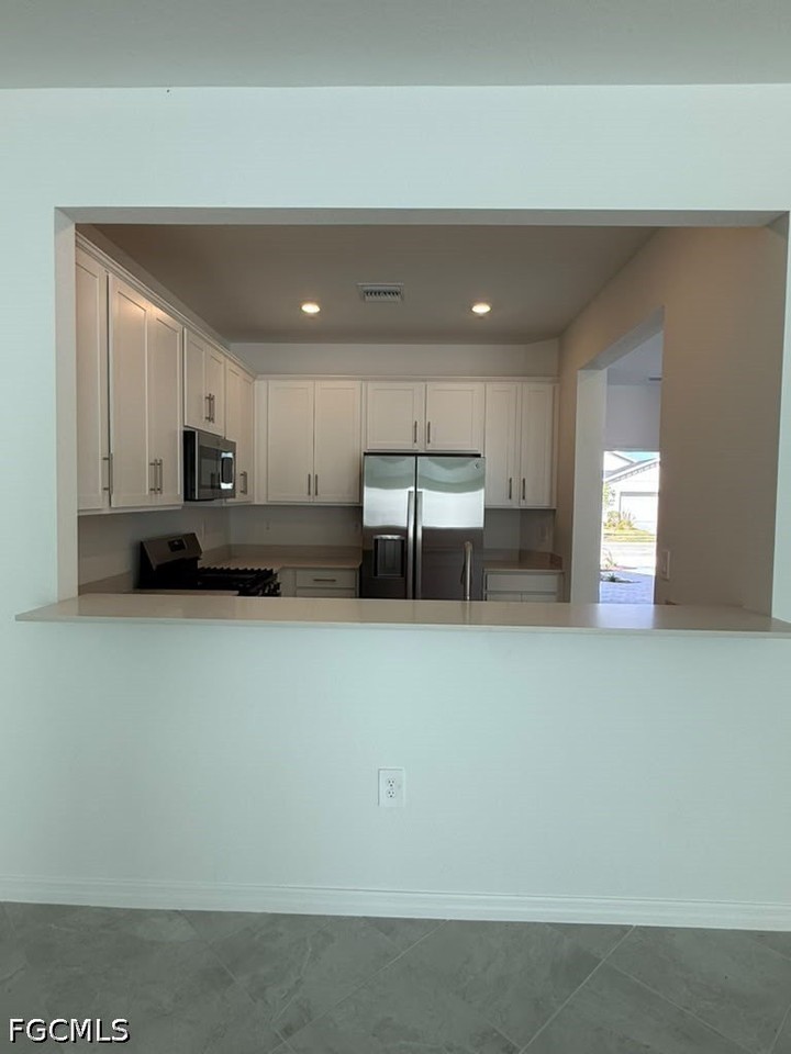 14880 Bluewater Rd - Photo 3 of 9