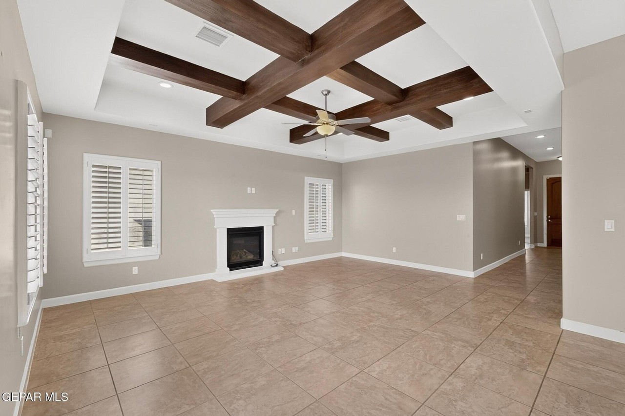 13082 Cozy Cove Ave - Photo 6 of 37
