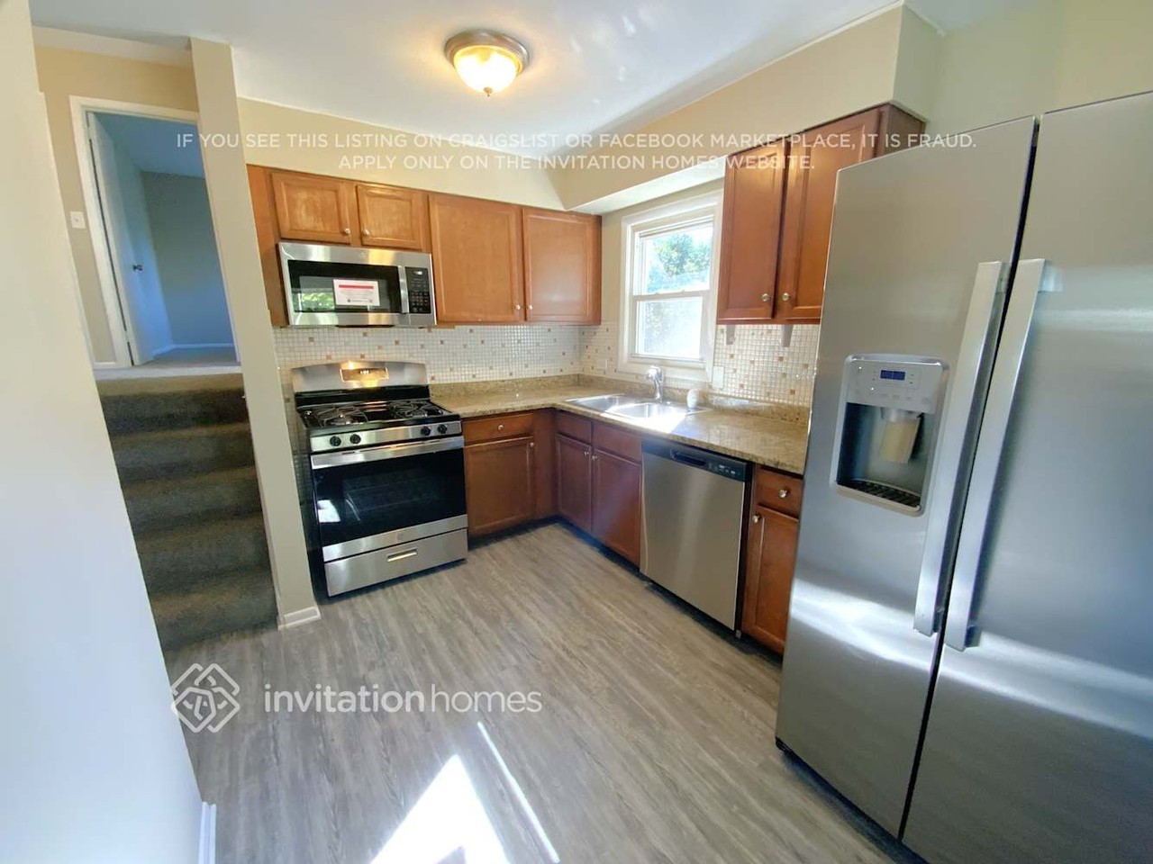 1271 Dakota Dr - Photo 4 of 11