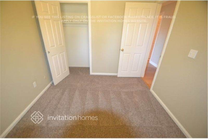 1439 W Ontario Ave - Photo 6 of 12