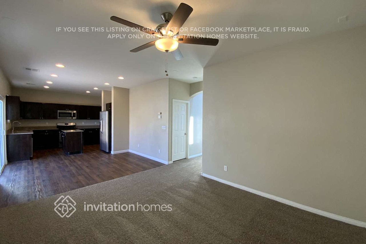 5313 Mountain Garland Ln - Photo 5 of 16