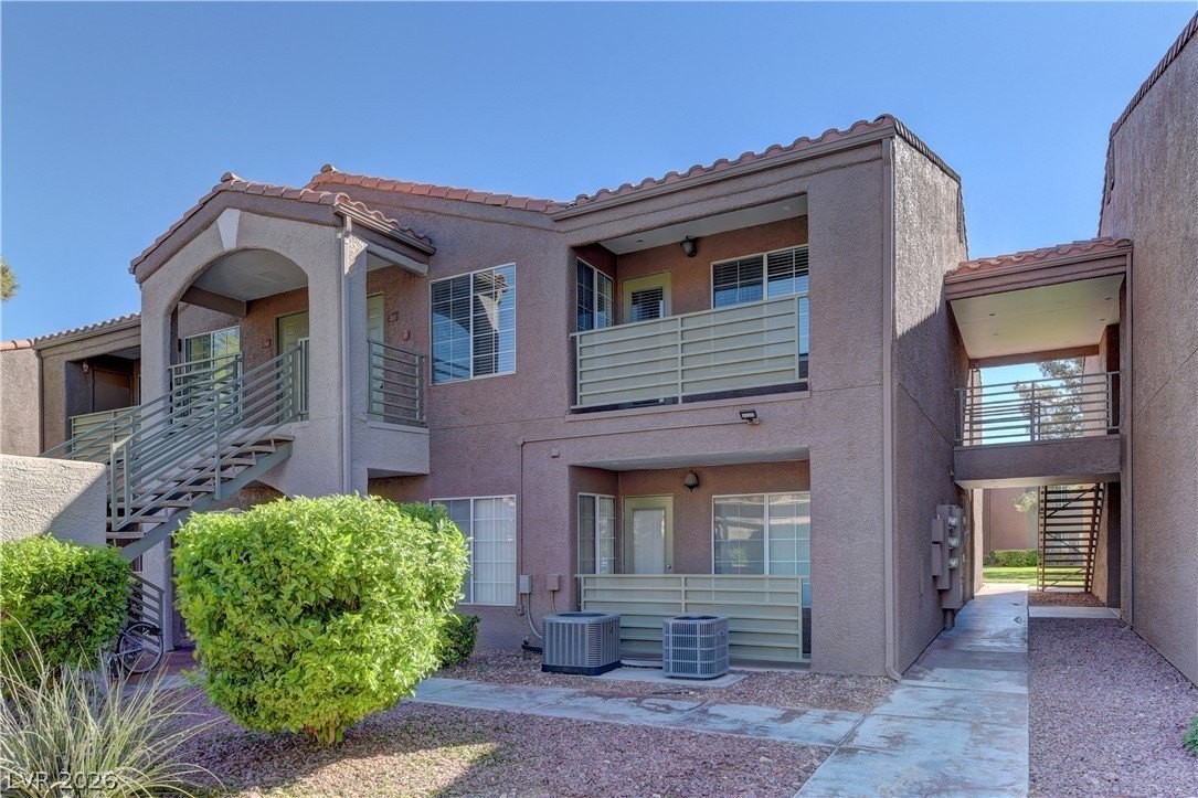 2130 Sealion Dr #207 - Photo 3 of 19