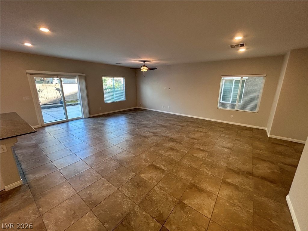 1054 Twincrest Ave - Photo 5 of 45