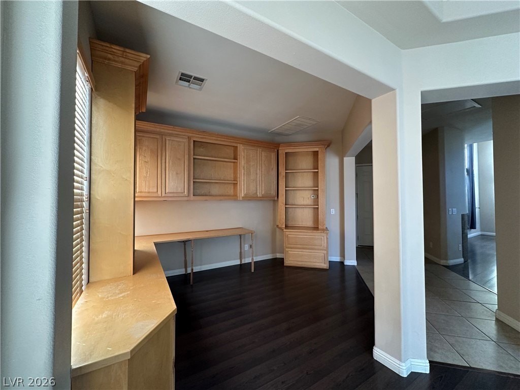 5114 Thataboy Ct - Photo 6 of 29