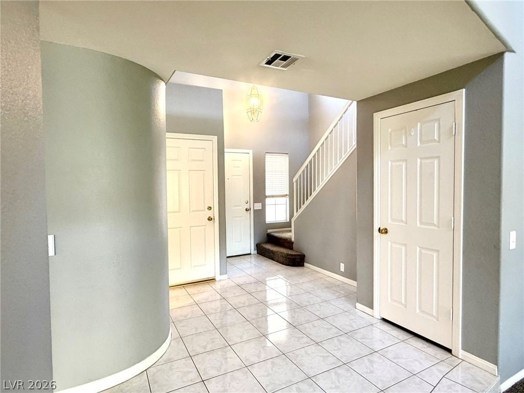 5432 Royal Vista Ln - Photo 7 of 50