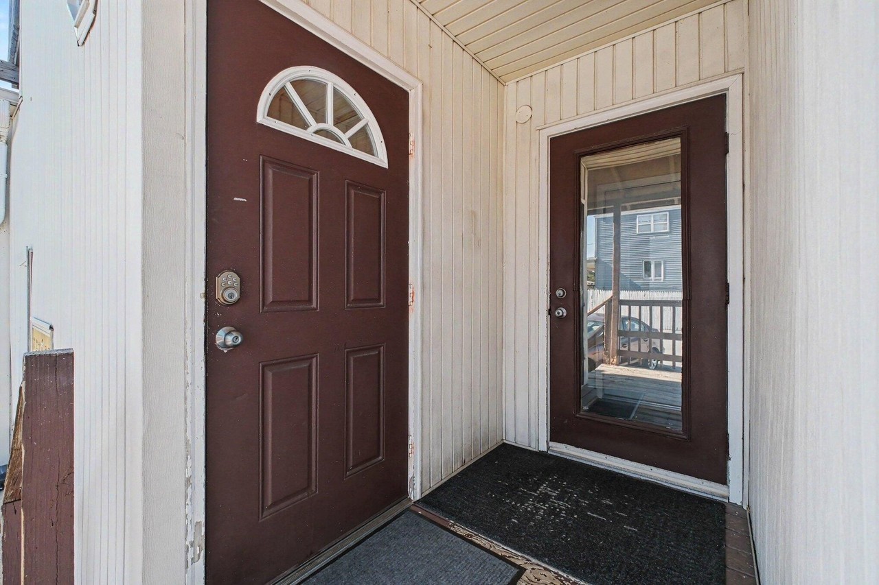 228 W Barker Ave #D - Photo 3 of 12