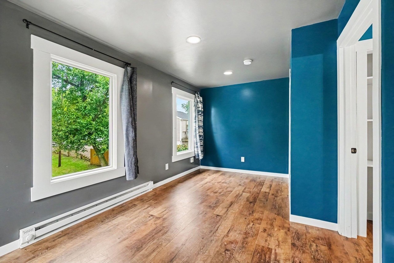 2208 Ramona Ave - Photo 2 of 13