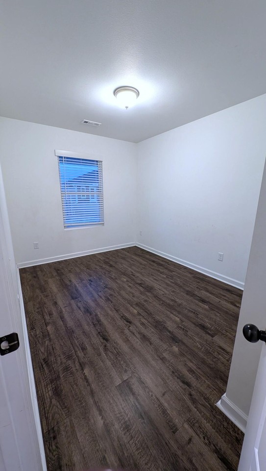 320 Alex Jordan Dr - Photo 5 of 23