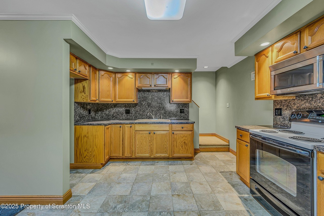 443 14th Ave - Photo 5 of 20