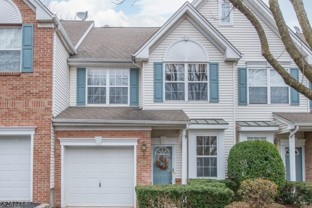 124 Stratford Dr - Photo 1 of 1