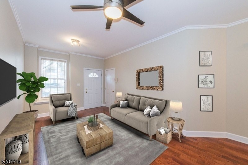 124 Stratford Dr - Photo 3 of 25