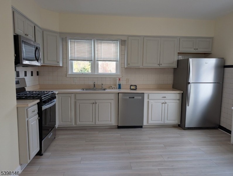 26 Caldwell Ave - Photo 2 of 19