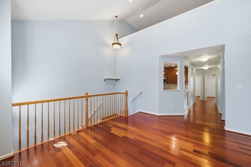 314 Winthrop Dr - Photo 6 of 41