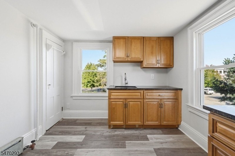 98 Maple Ave #A - Photo 5 of 15