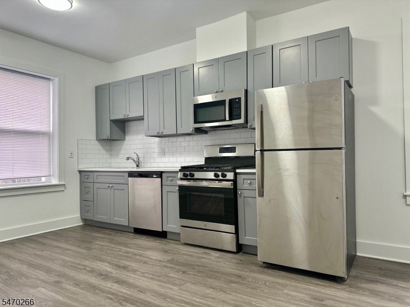 446 Irvine Turner Blvd #C - Photo 4 of 10
