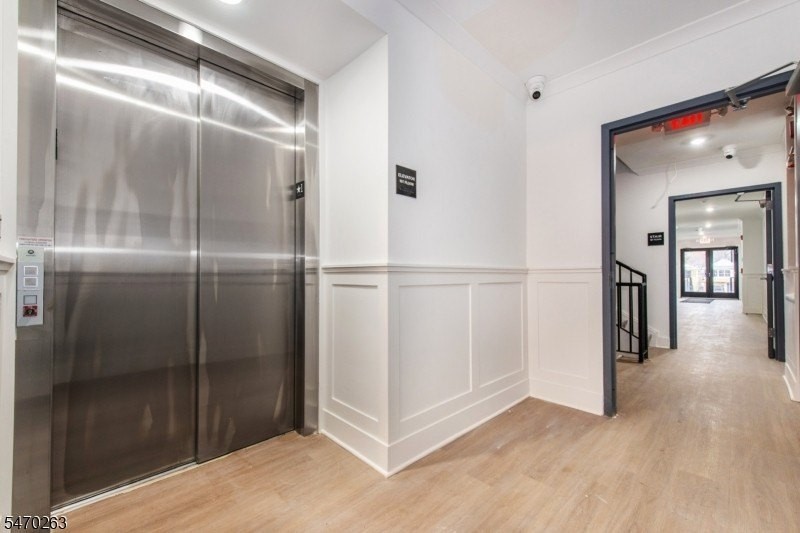 446 Irvine Turner Blvd #1C - Photo 2 of 9