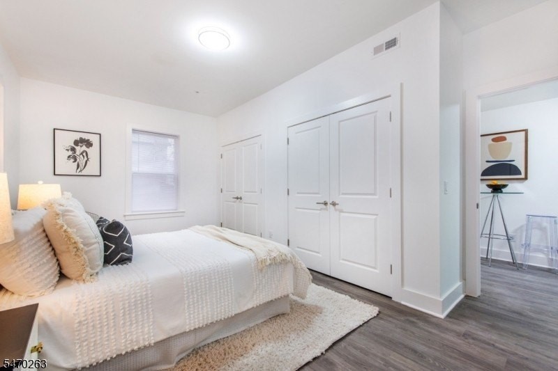 446 Irvine Turner Blvd #1C - Photo 6 of 9