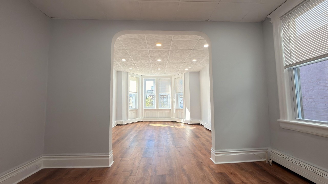 228 60th St #2 - Photo 2 of 18