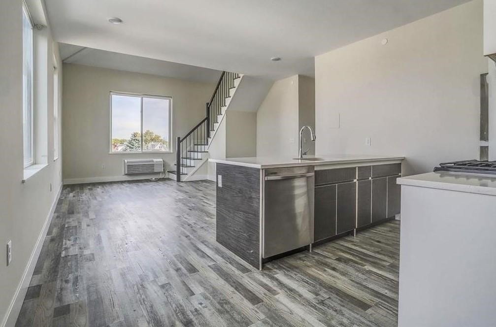 140 Avenue B #406 - Photo 2 of 20