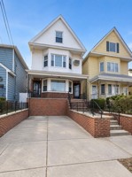 featured image of 14 W 6th St #2