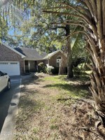 featured image of 704 Valley Brook Rd