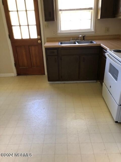 1014 Brownlea Dr #A - Photo 6 of 10