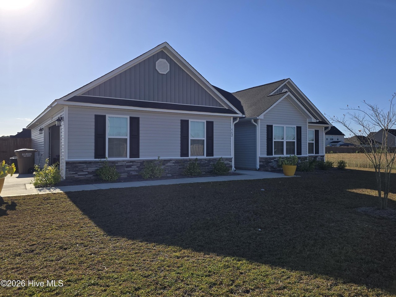 562 Appalachian Trl N - Photo 2 of 28