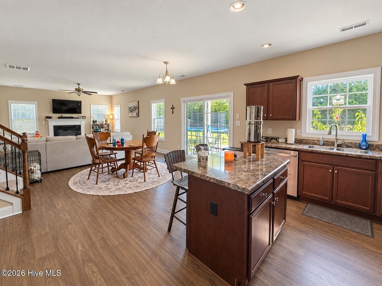 716 Kiwi Stone Cir - Photo 4 of 23