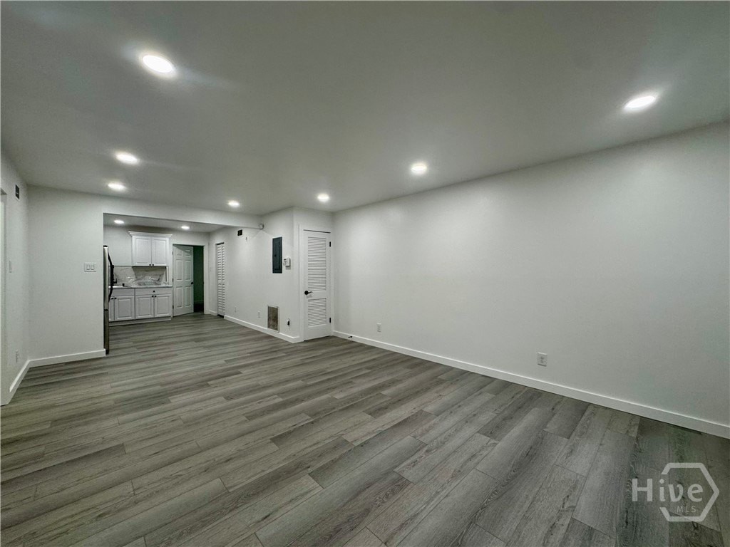 2101 Oakland Ct #A - Photo 2 of 15
