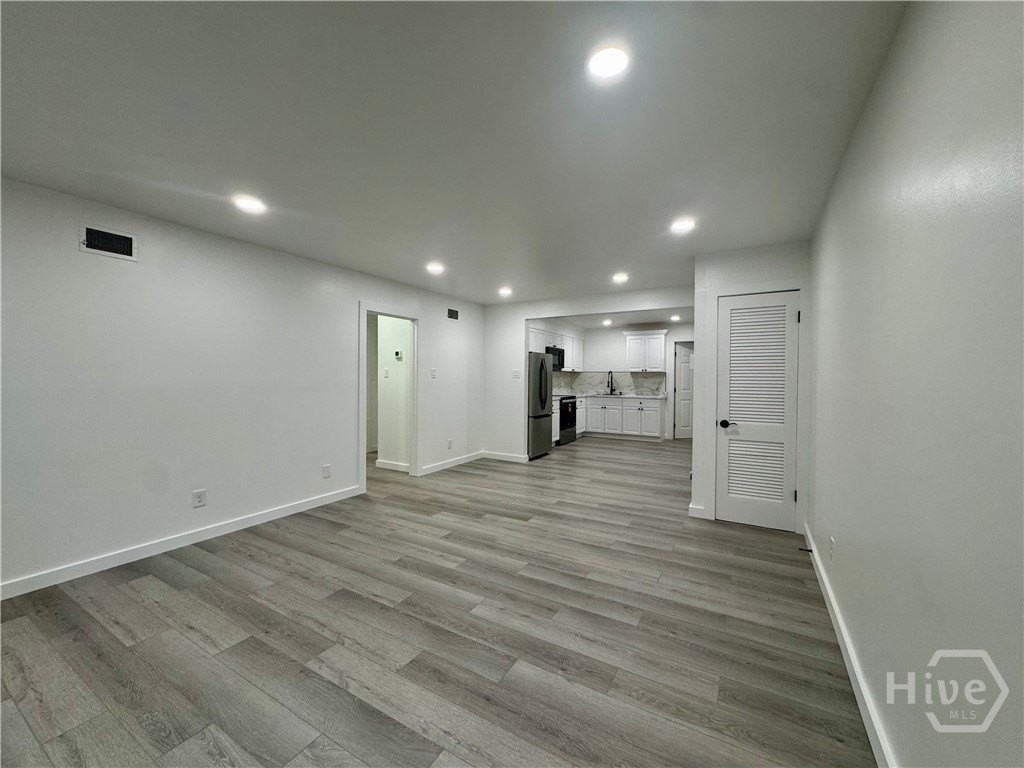 2101 Oakland Ct #A - Photo 3 of 15