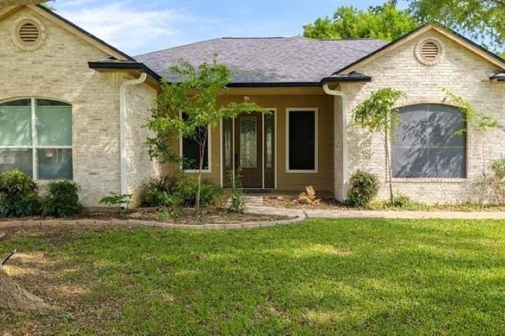 87 Firestone Pl - Photo 2 of 36
