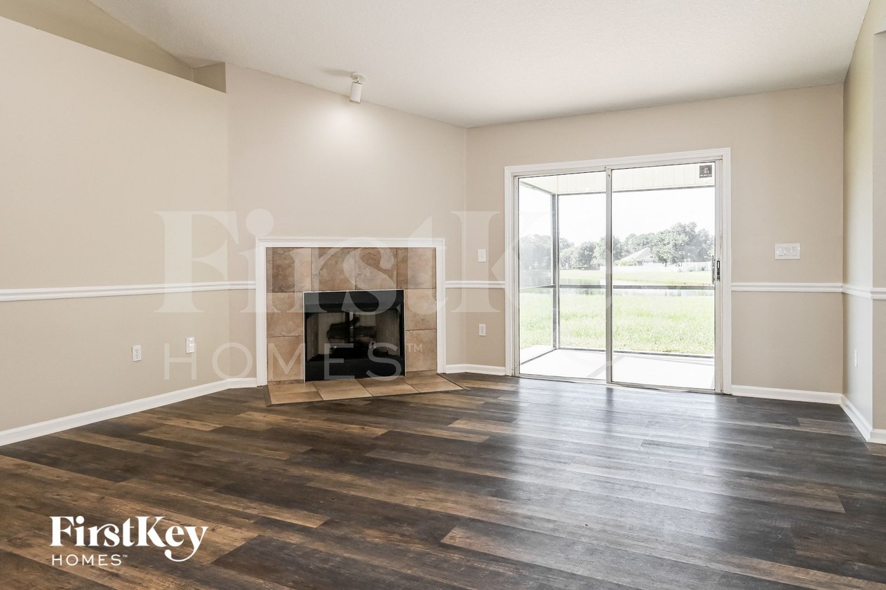 1005 Arbor Trails Ct - Photo 3 of 16