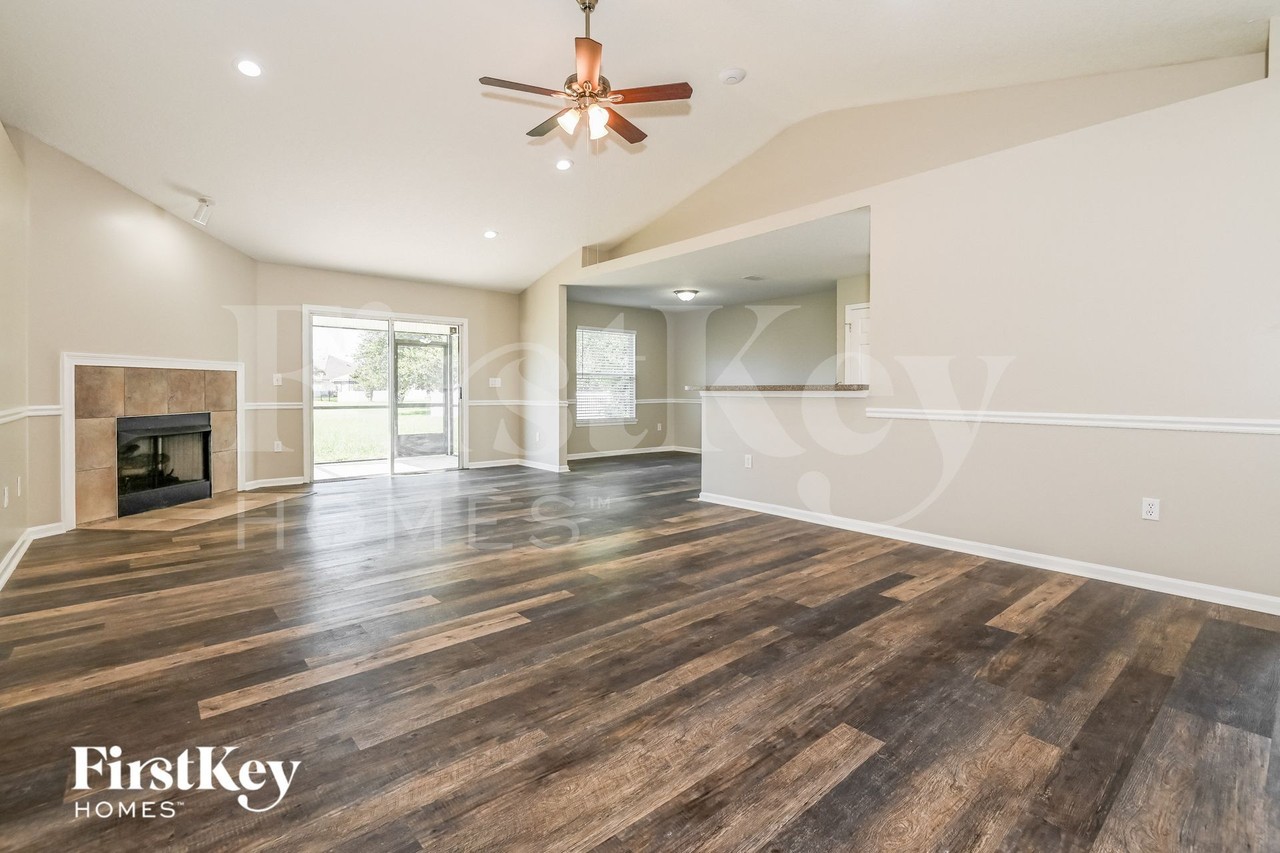 1005 Arbor Trails Ct - Photo 5 of 16