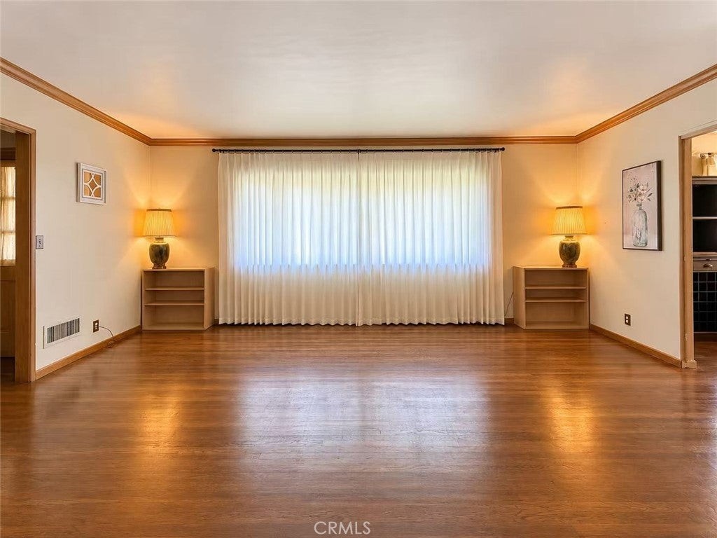 1934 Highland Oaks Dr - Photo 6 of 32