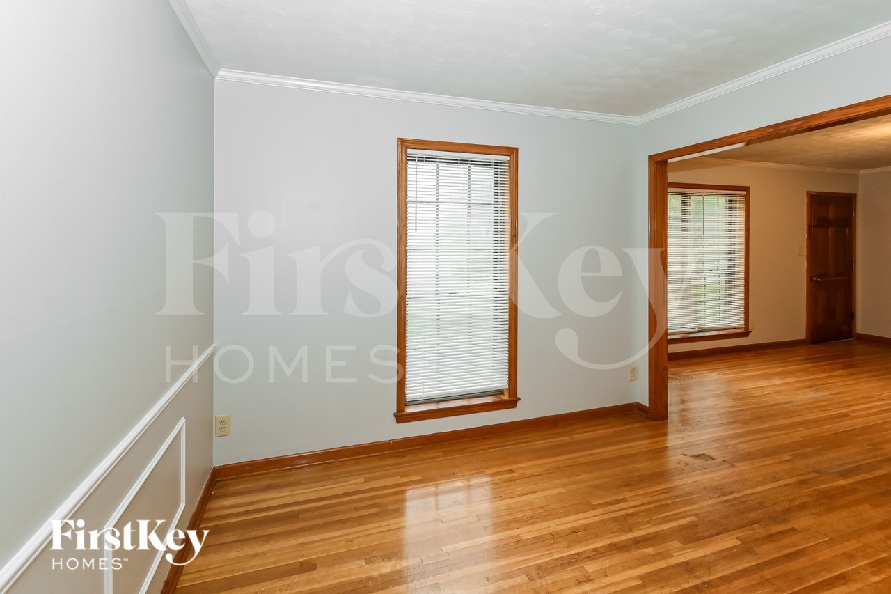 3717 W Big Bend Dr - Photo 3 of 16