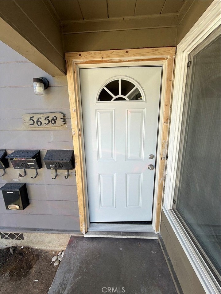 5658 Noel Dr - Photo 3 of 24