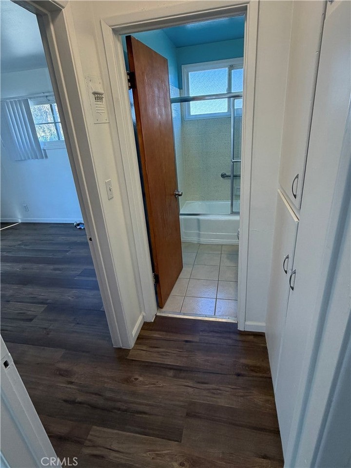 5658 Noel Dr - Photo 6 of 24