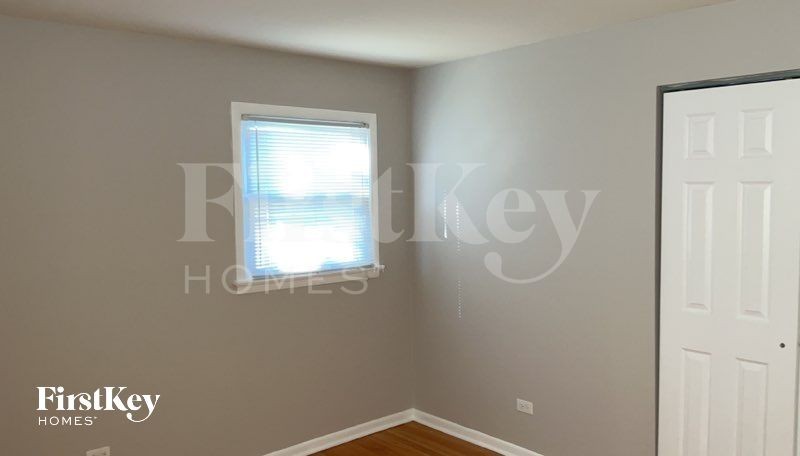 16454 Roy St - Photo 7 of 9