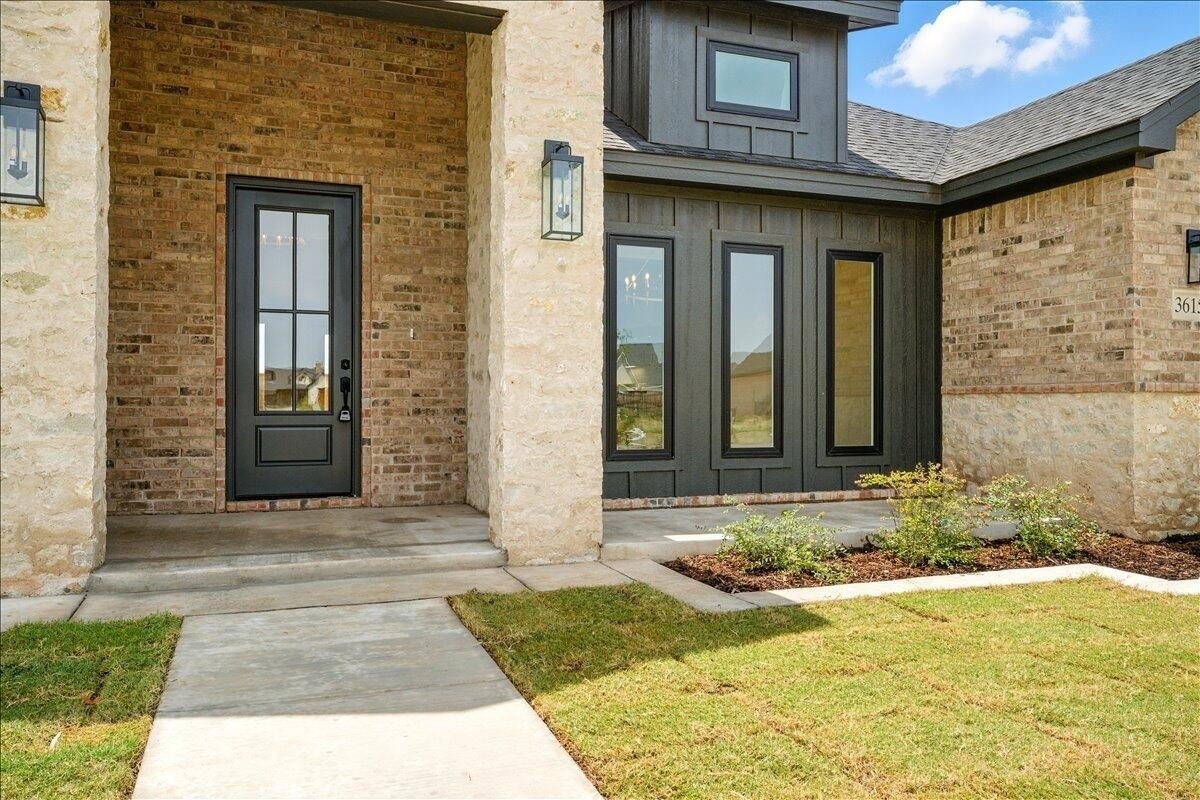 3615 143rd St - Photo 4 of 35