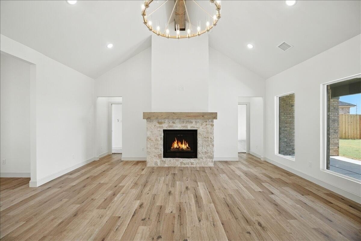 3615 143rd St - Photo 6 of 35