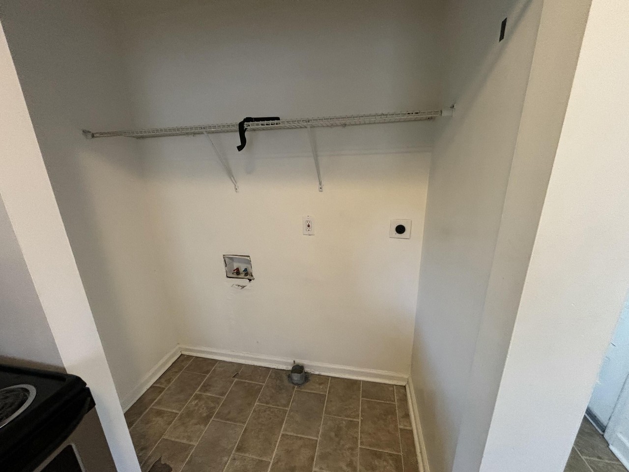 610 Kent Dr - Photo 5 of 14