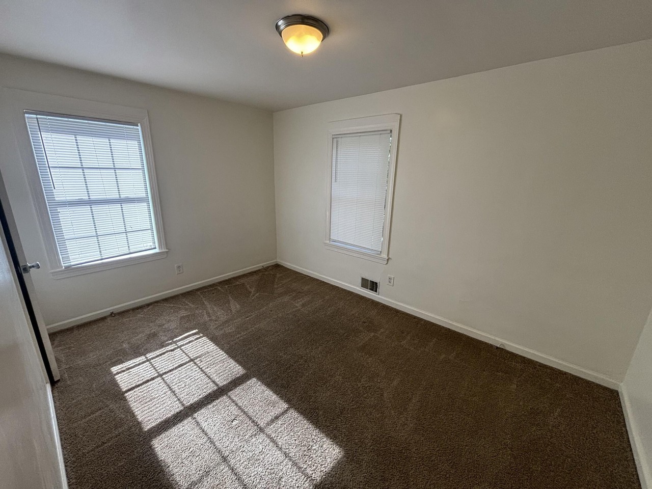 610 Kent Dr - Photo 7 of 14