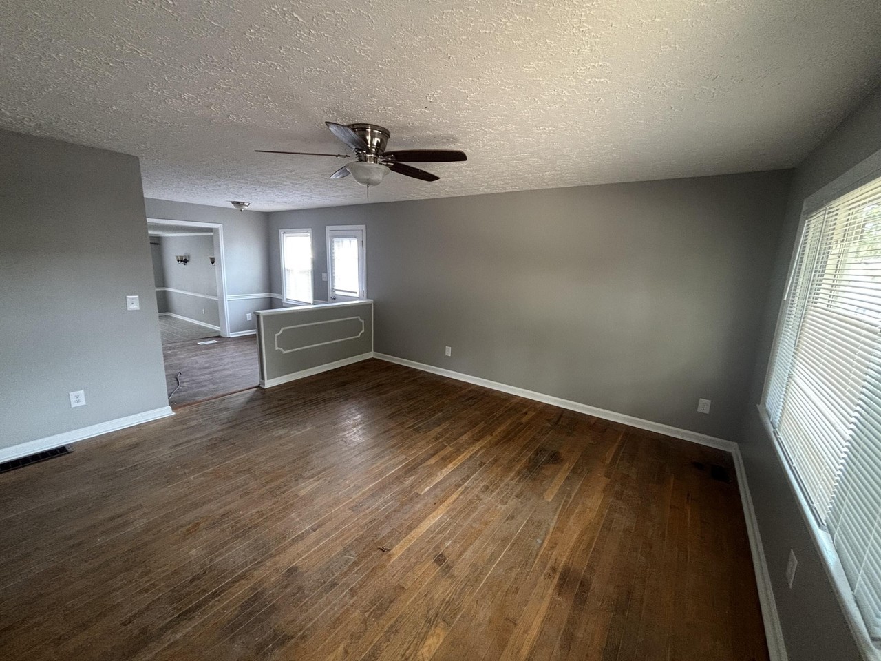 2015 New Orleans Dr - Photo 2 of 17