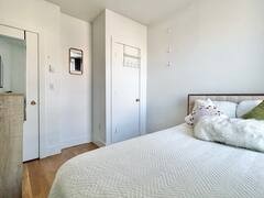 Private Bedroom in 4 Bedroom/2 Bathroom Home - Photo 2 of 7