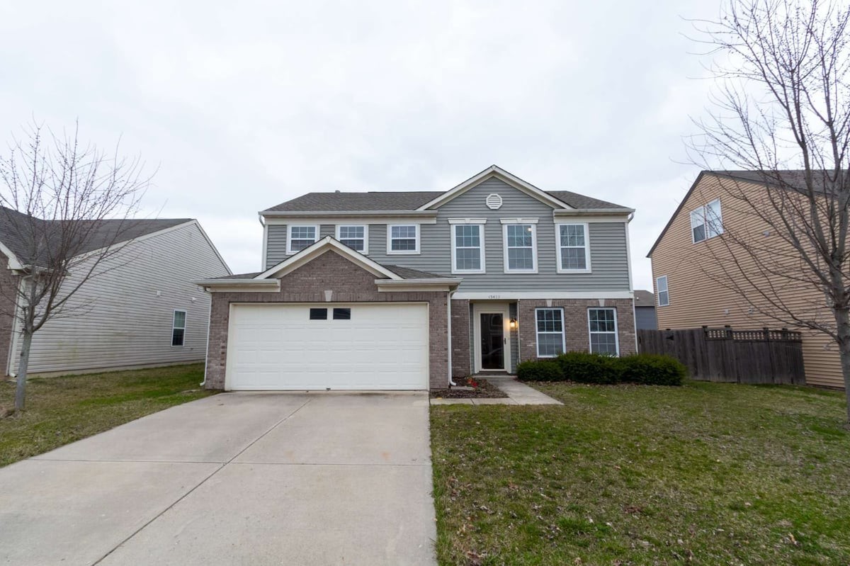 15455 Gallow Ln - Photo 3 of 50