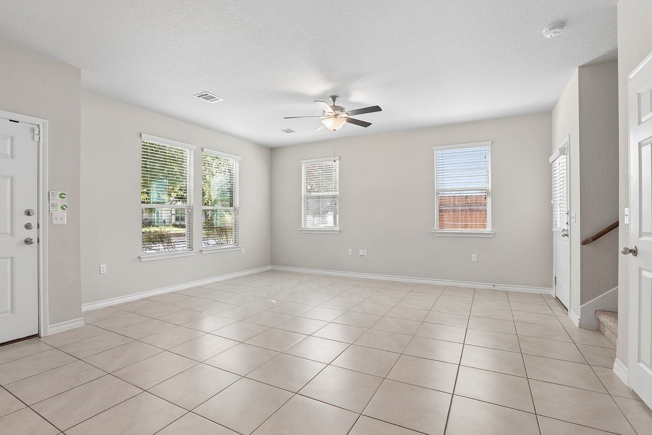 1704 Los Olivios Way - Photo 6 of 23