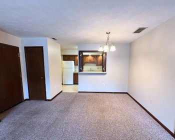 509 Oak Glen Dr #6 - Photo 5 of 15