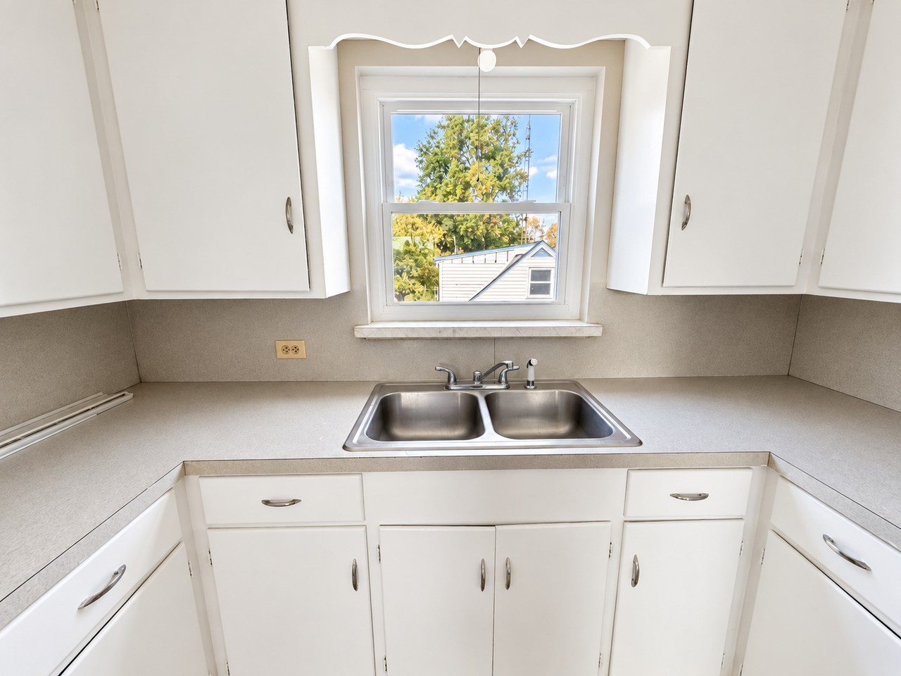 4511 Tioga St Nw #5 - Photo 4 of 5